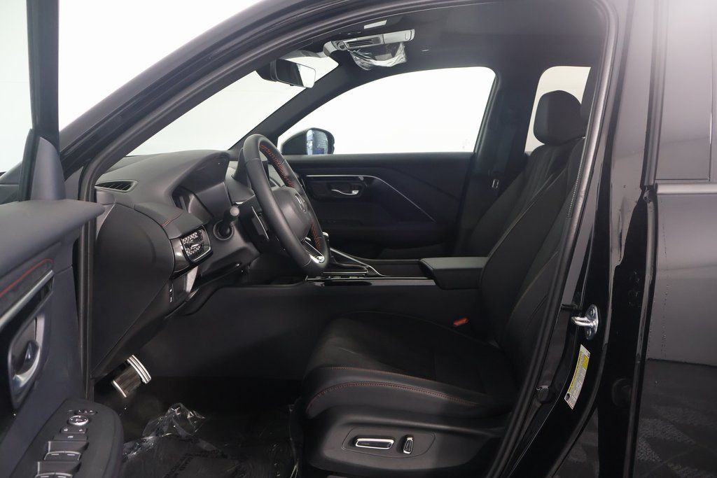 Thumbnail: 2025 Acura ADX - 5