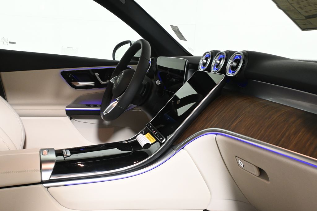 Thumbnail: 2026 Mercedes-Benz GLC - 32