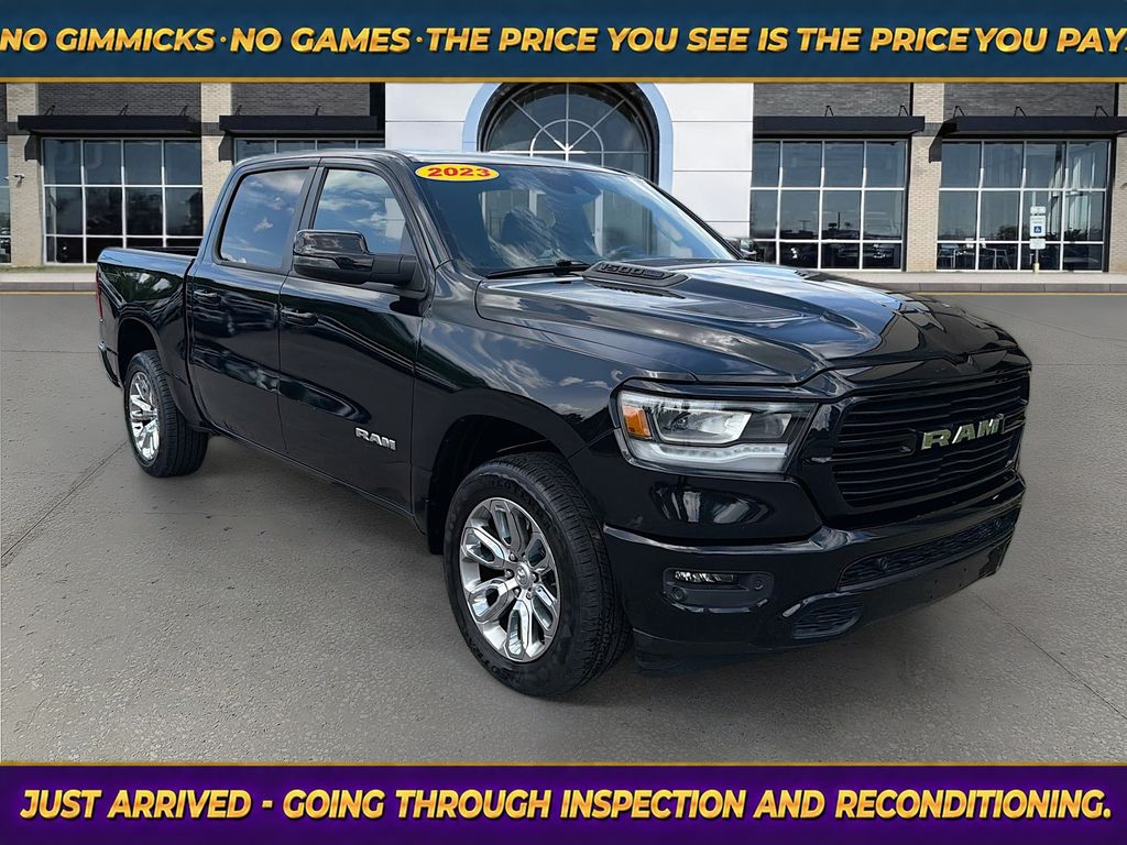  2023 RAM 1500 Laramie Crew Cab 4WD   