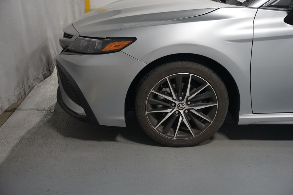 Thumbnail: 2024 Toyota Camry - 4