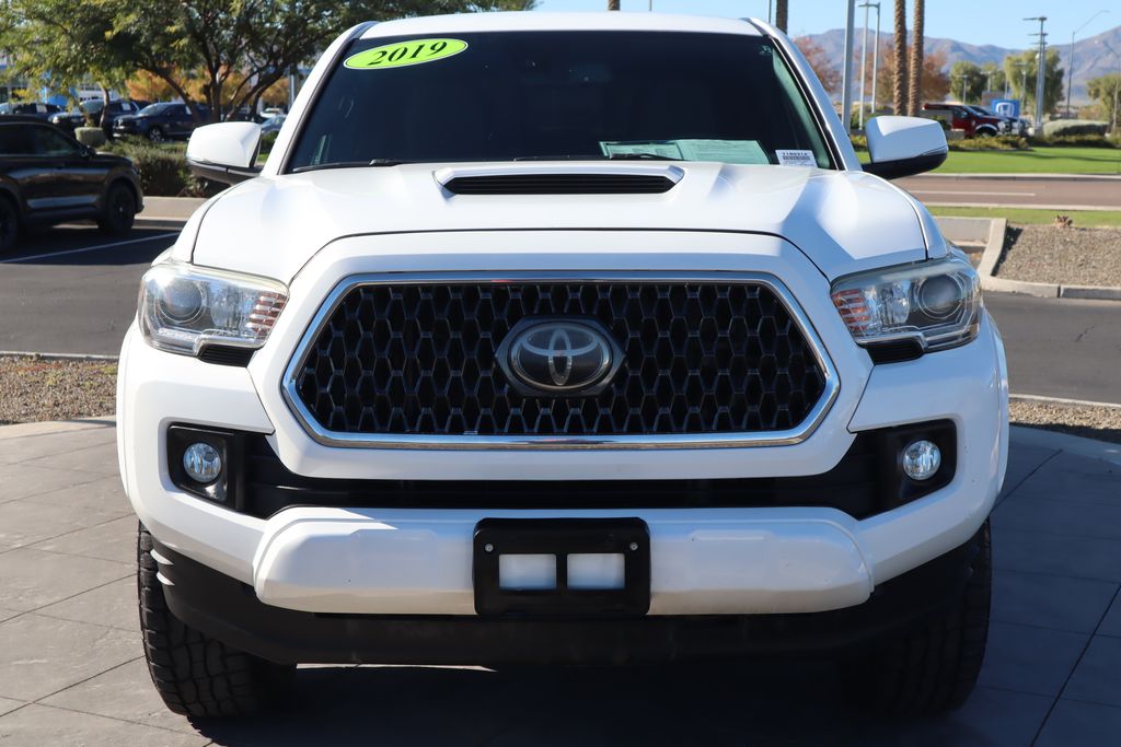 Thumbnail: 2019 Toyota Tacoma - 2