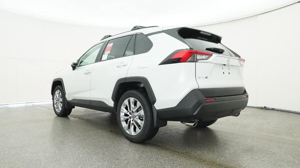 Thumbnail: 2025 Toyota RAV4 - 32
