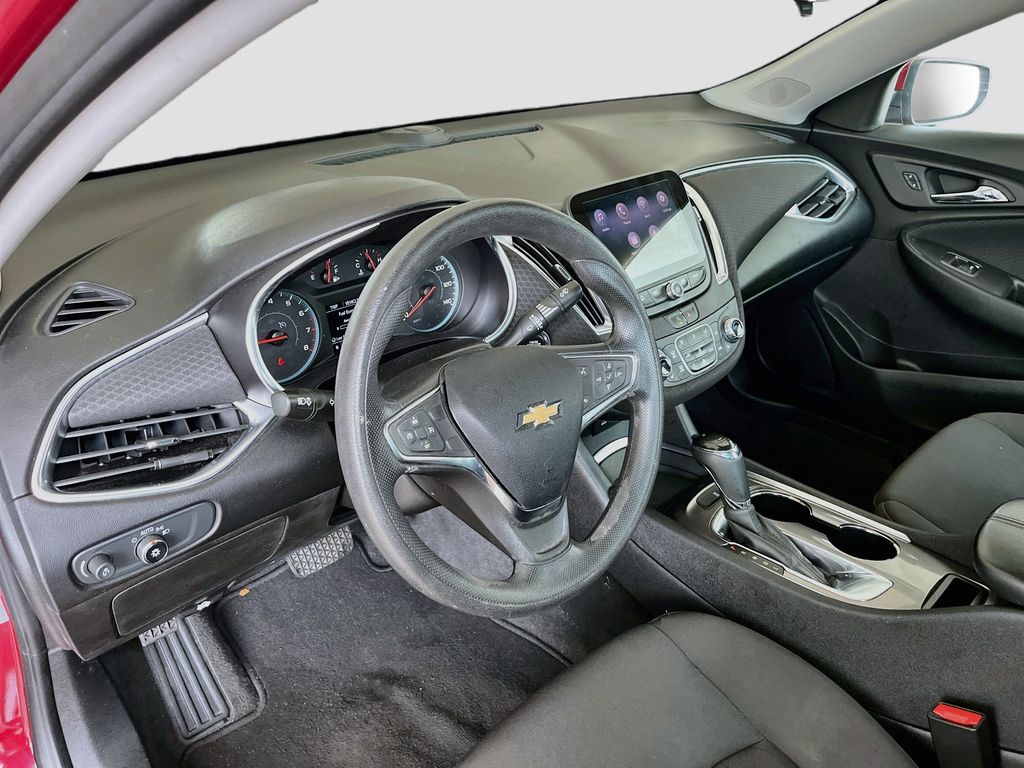 Used 2020 Red Chevrolet LT image 9