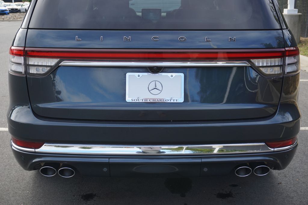 Thumbnail: 2021 Lincoln Aviator - 15