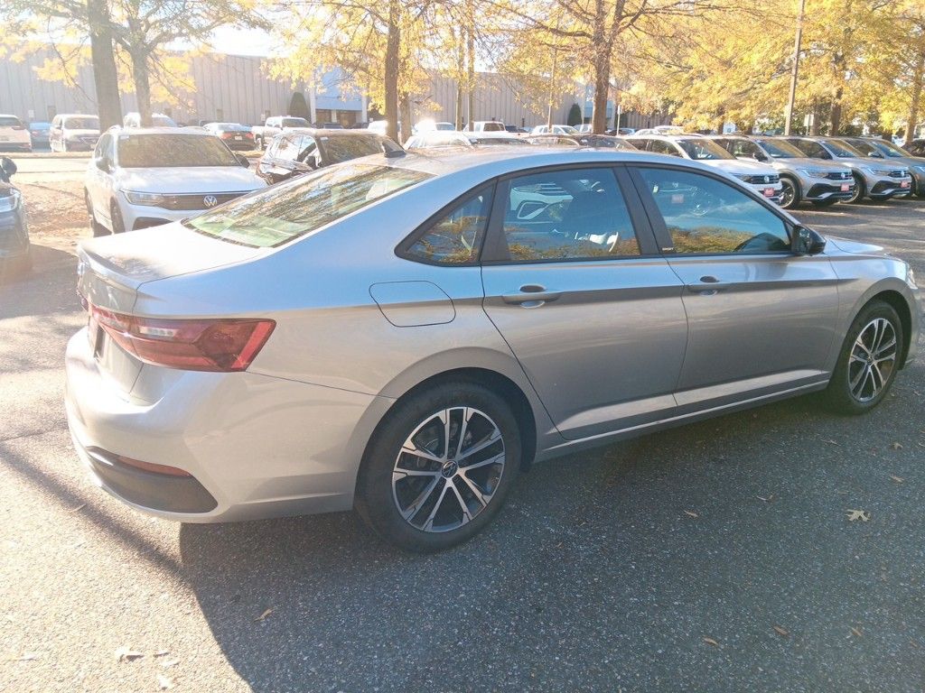 2025 Volkswagen Jetta 1.5T Sport 5