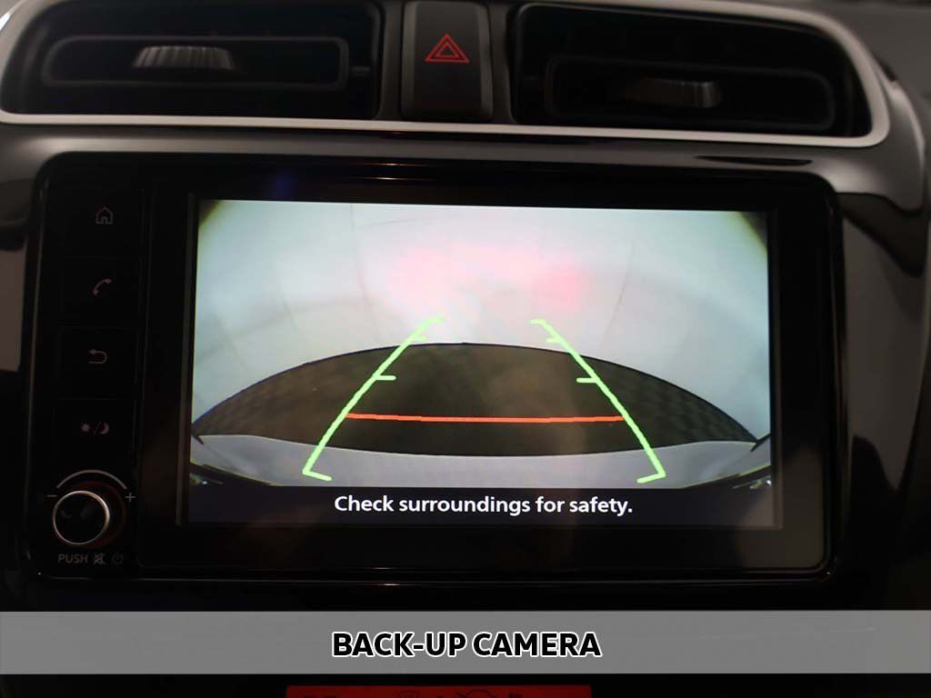 Used 2024 White Mitsubishi SE image 4
