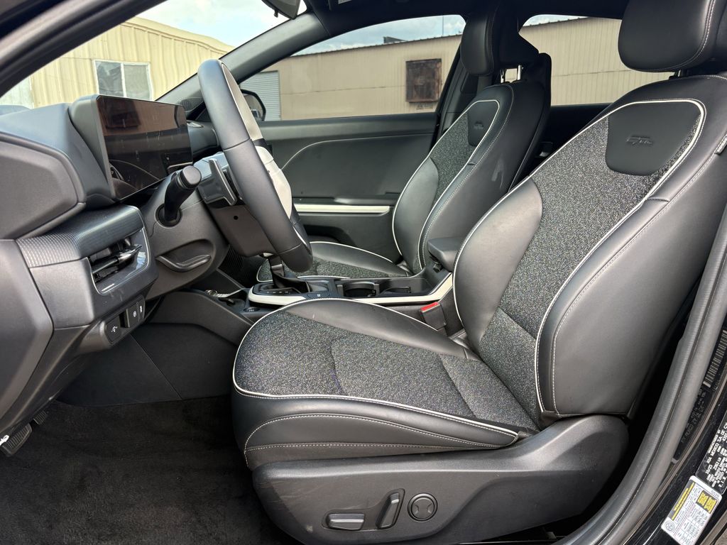 Certified Used 2025 Aurora Black Pearl Kia GT-Line image 12