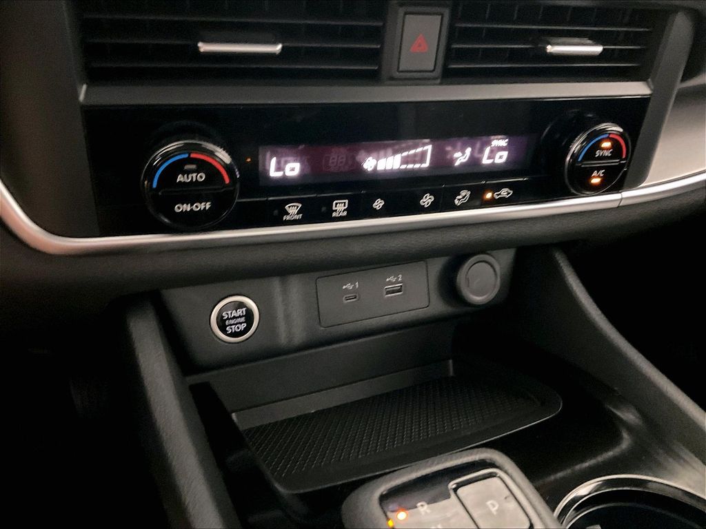 2023 Nissan Rogue — photo 25