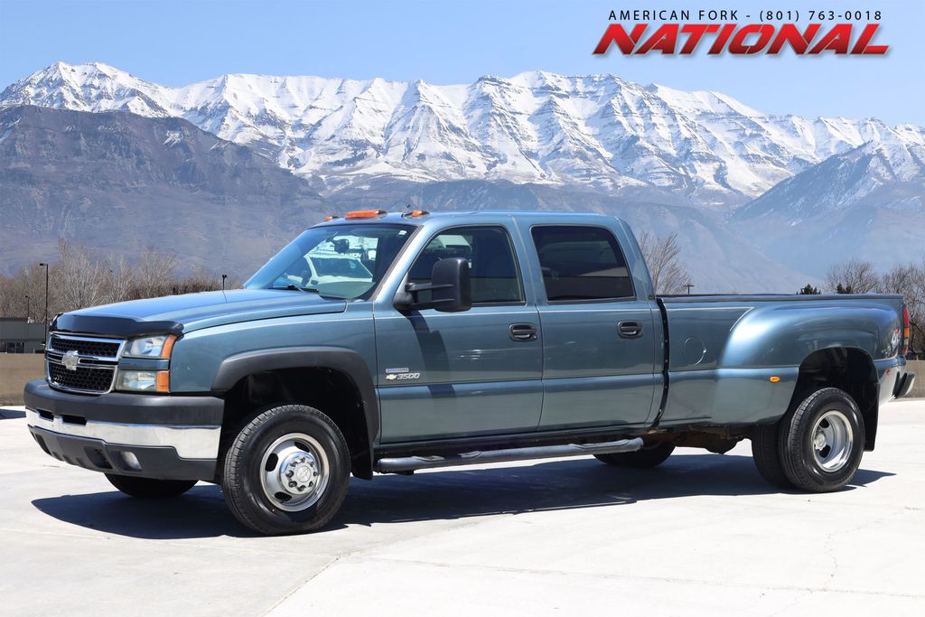Blue Granite Metallic 2007 Chevrolet Silverado Classic 3500 Pickup Truck 6-Speed Automatic