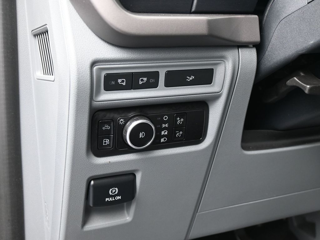 Used 2024 Red Metallic Ford XLT image 15