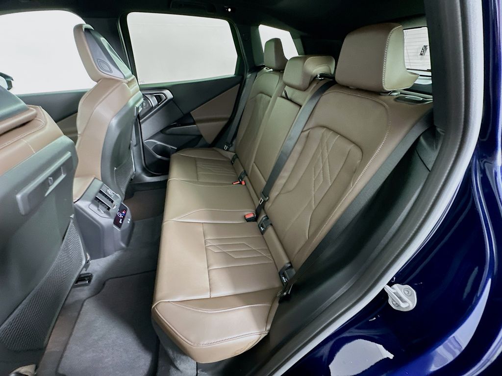 Thumbnail: 2026 BMW X3 - 17