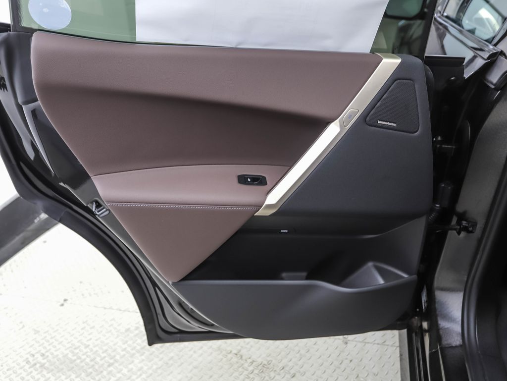 Thumbnail: 2026 BMW iX - 20