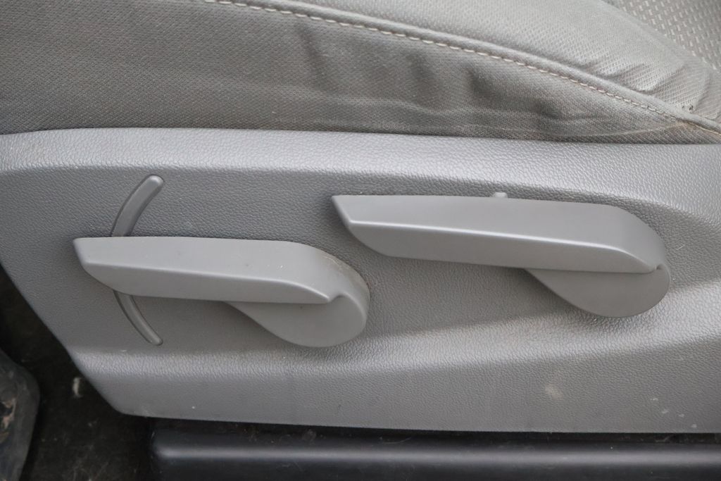 Thumbnail: 2016 GMC Sierra 1500 - 6