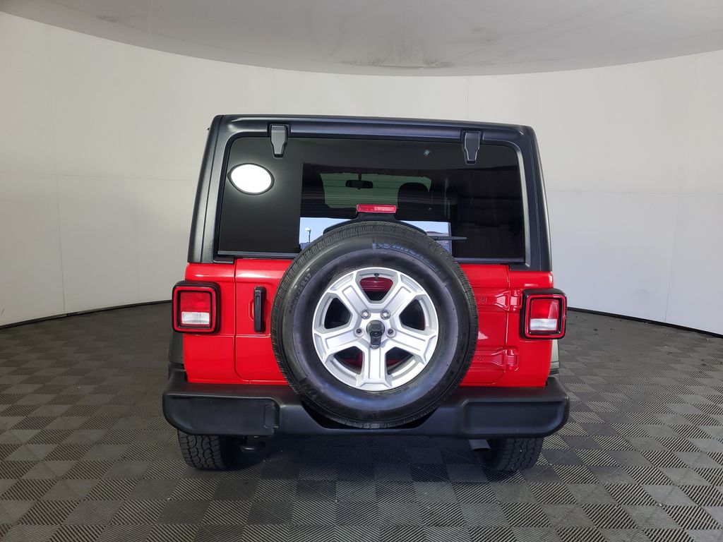 View vehicle photo 5