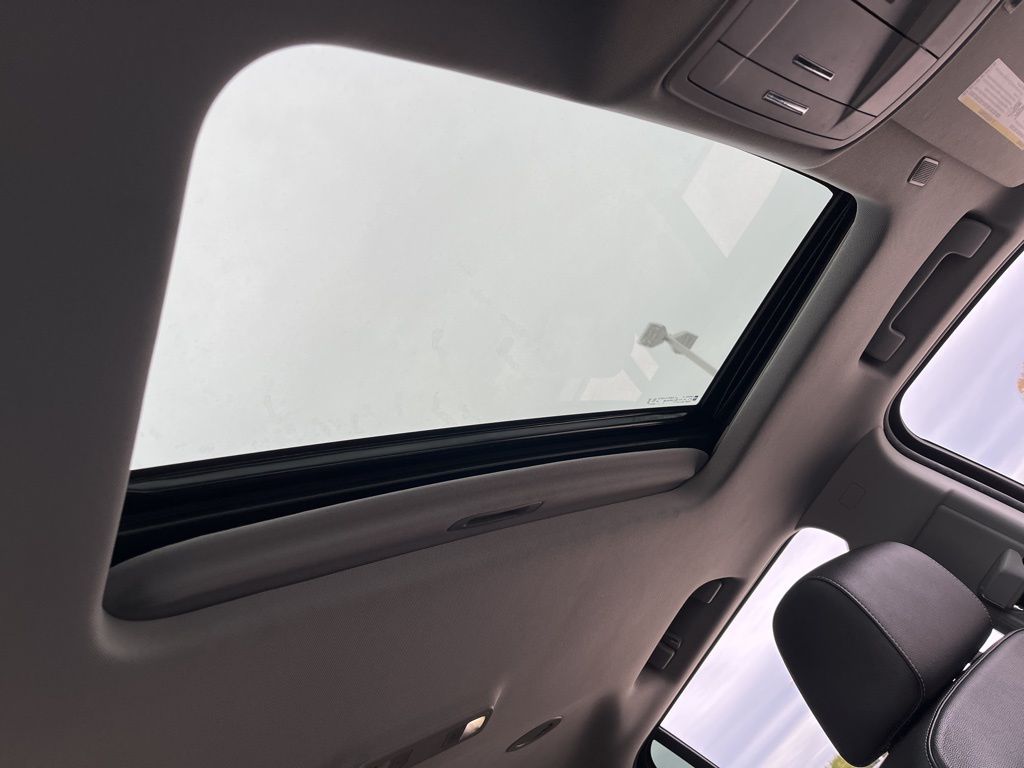 Thumbnail: 2020 GMC Yukon - 32