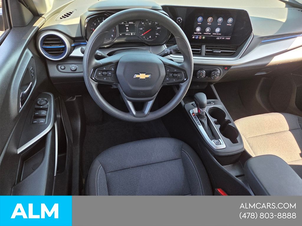 Used 2025 Black Chevrolet LS image 7