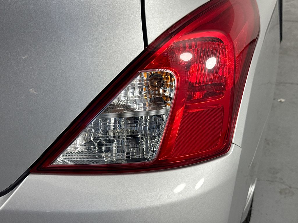 Used Car 2017 Nissan Versa  1.6 S For Sale Under $10,000 In Austin, Texas