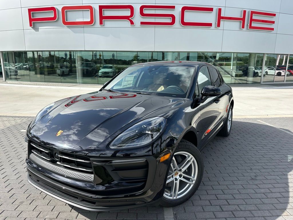 Thumbnail: 2025 Porsche Macan - 1