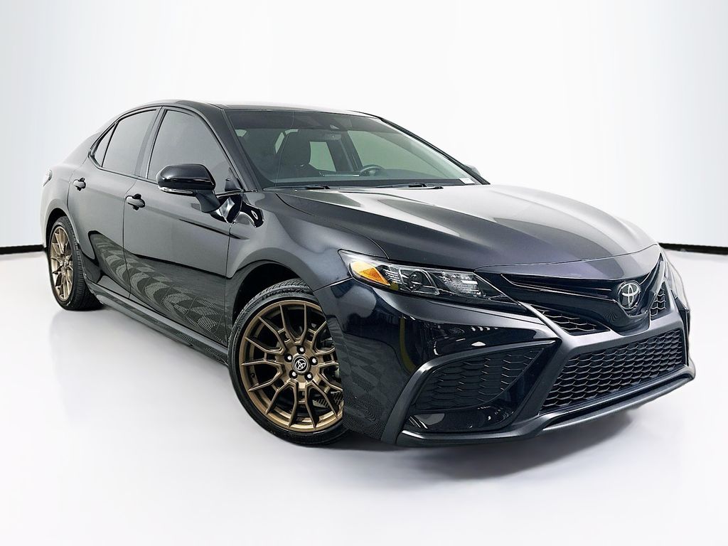 2023 Toyota Camry SE Nightshade
