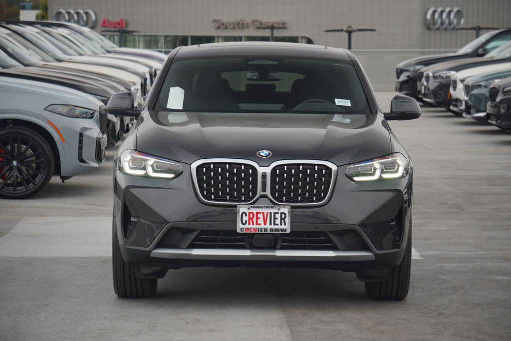 Thumbnail: 2025 BMW X4 - 2