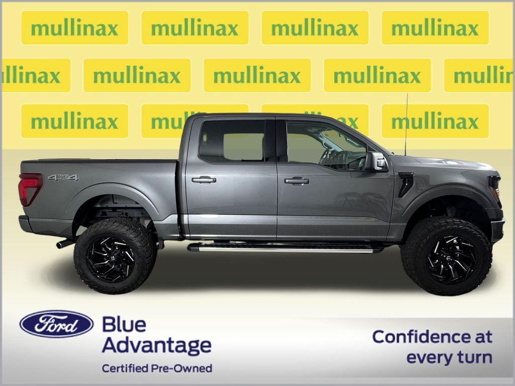 Certified Used 2025  Ford XLT image 2