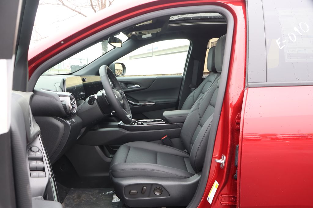 Thumbnail: 2026 Chevrolet Equinox - 14