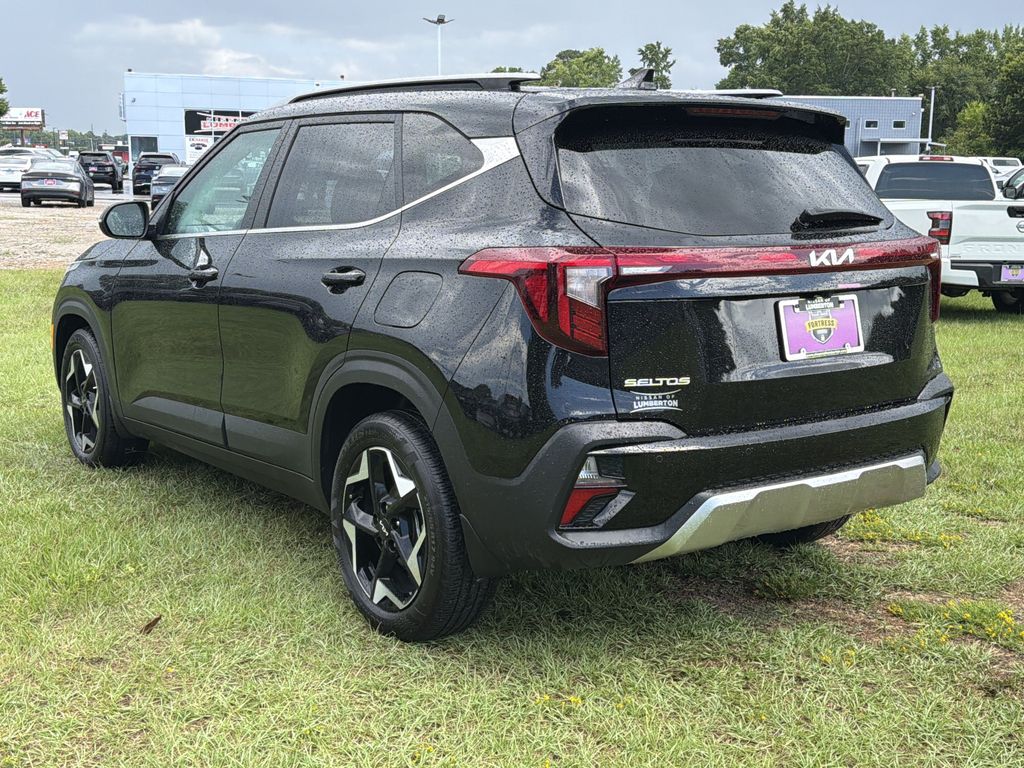 Used 2025 Kia Seltos SUV