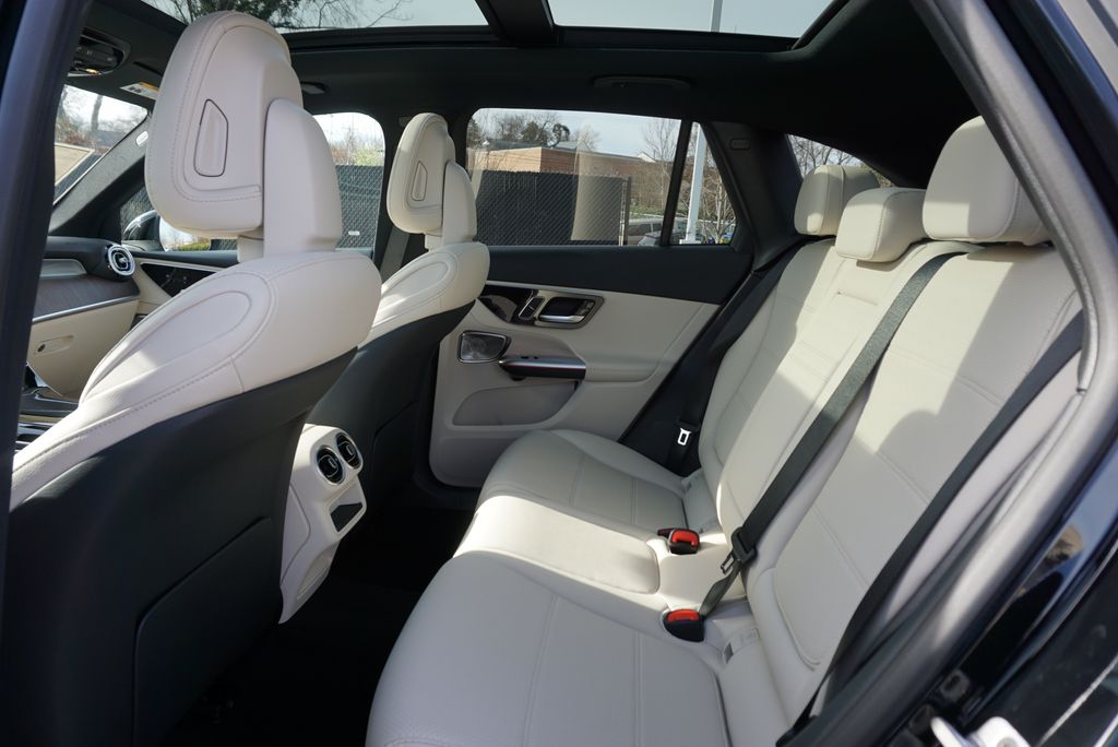 Thumbnail: 2026 Mercedes-Benz GLC - 13