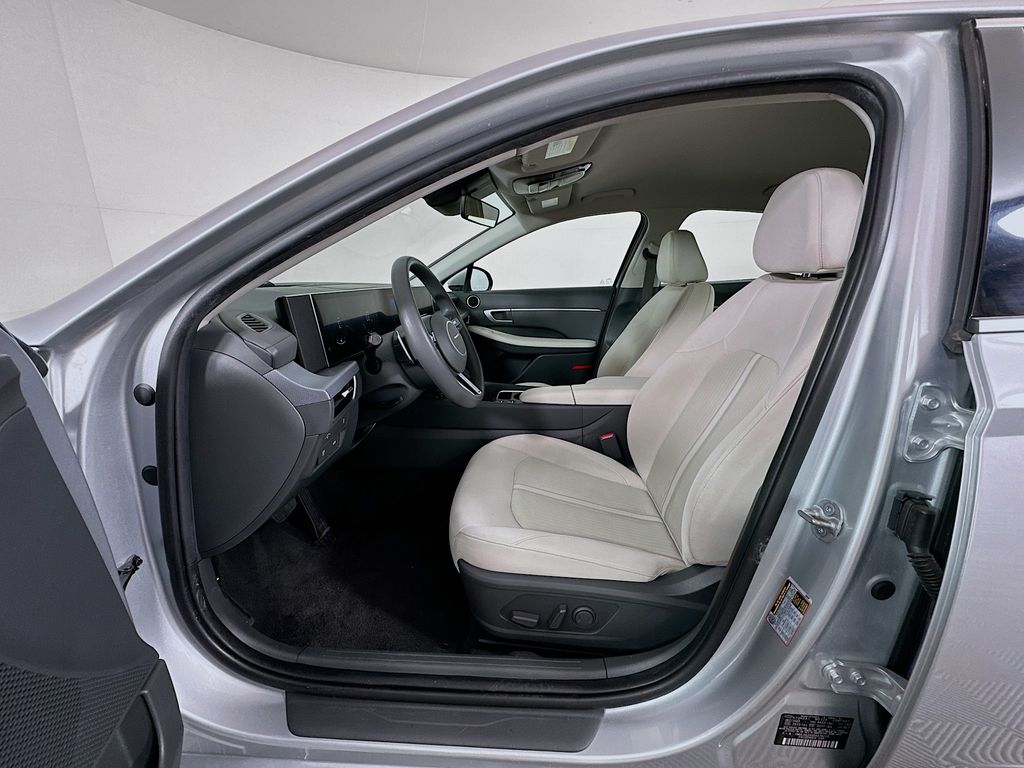 Thumbnail: 2024 Hyundai Sonata - 21