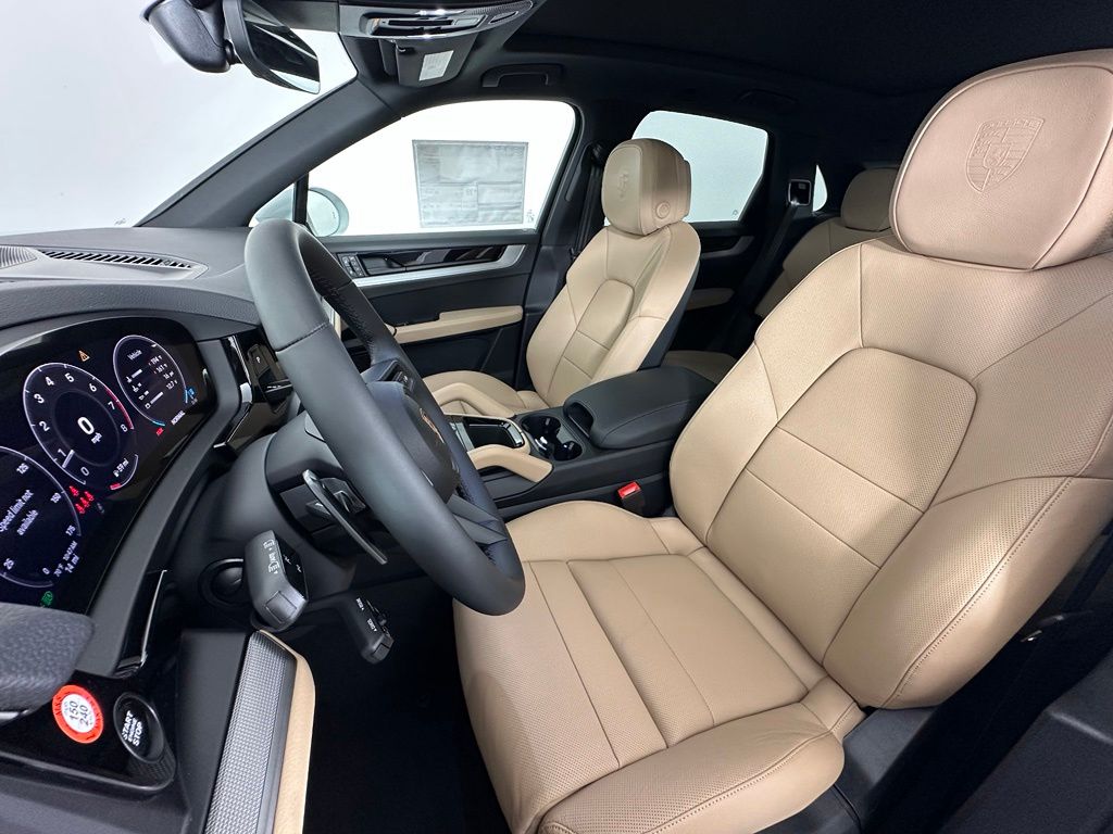Thumbnail: 2026 Porsche Cayenne - 5