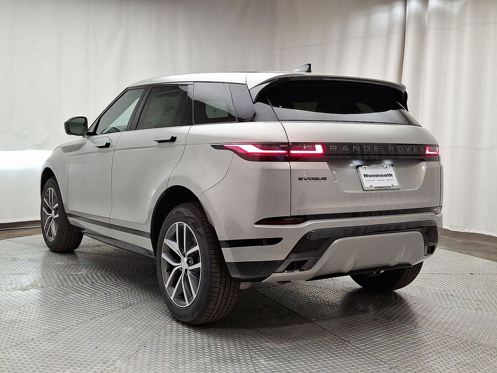 2026 Land Rover Range Rover Evoque Dynamic 4
