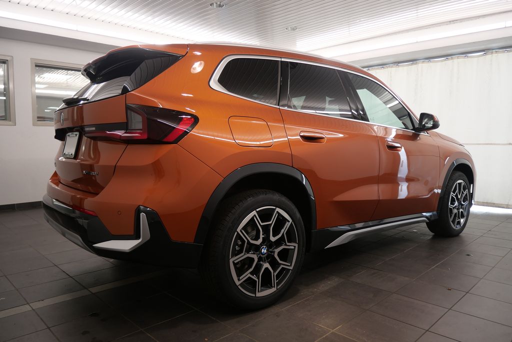 2025 BMW X1 xDrive28i 6