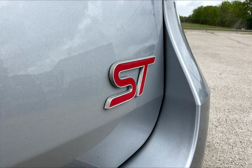 Used 2022 Ford Explorer ST 4D Sport Utility