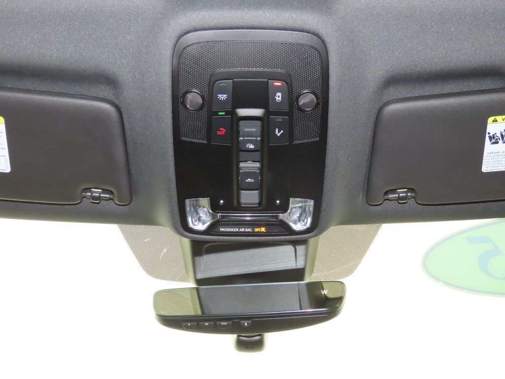 Thumbnail: 2025 Audi Q3 - 26