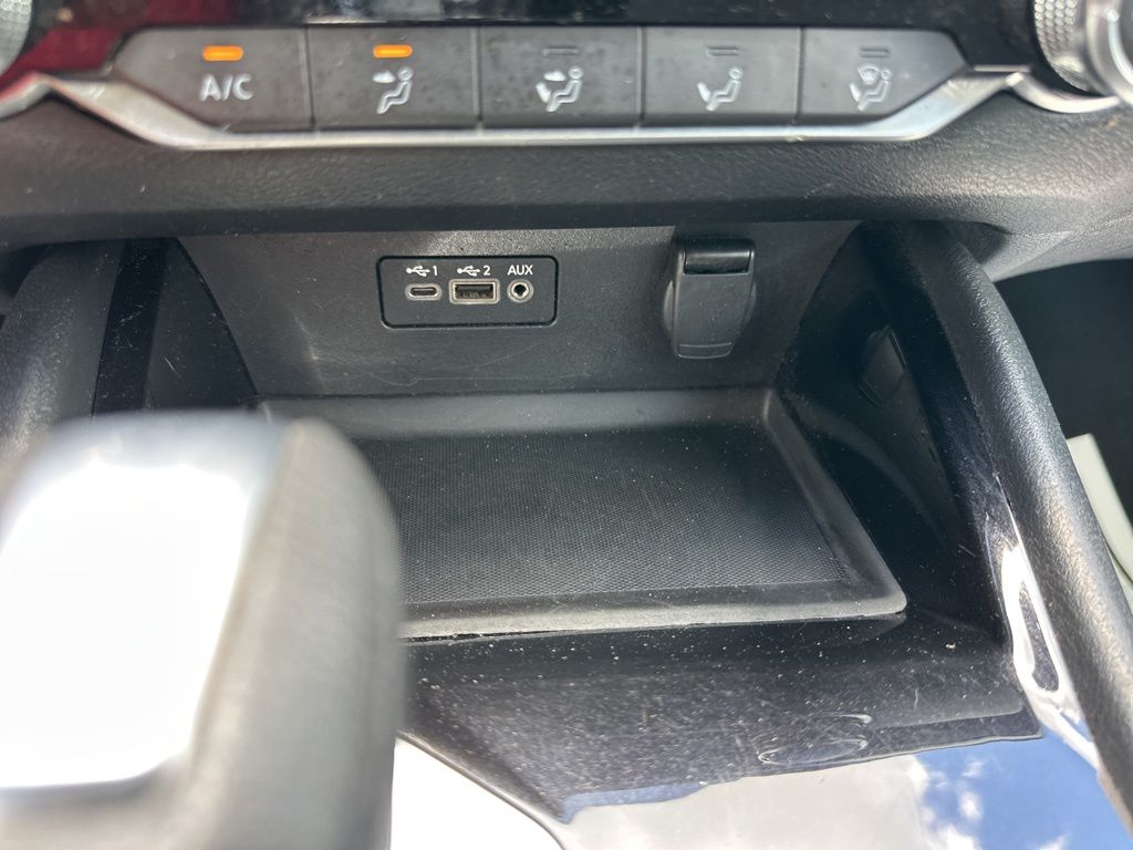 2021 Gun Metallic Nissan Altima 2.5 SV FWD Sedan
