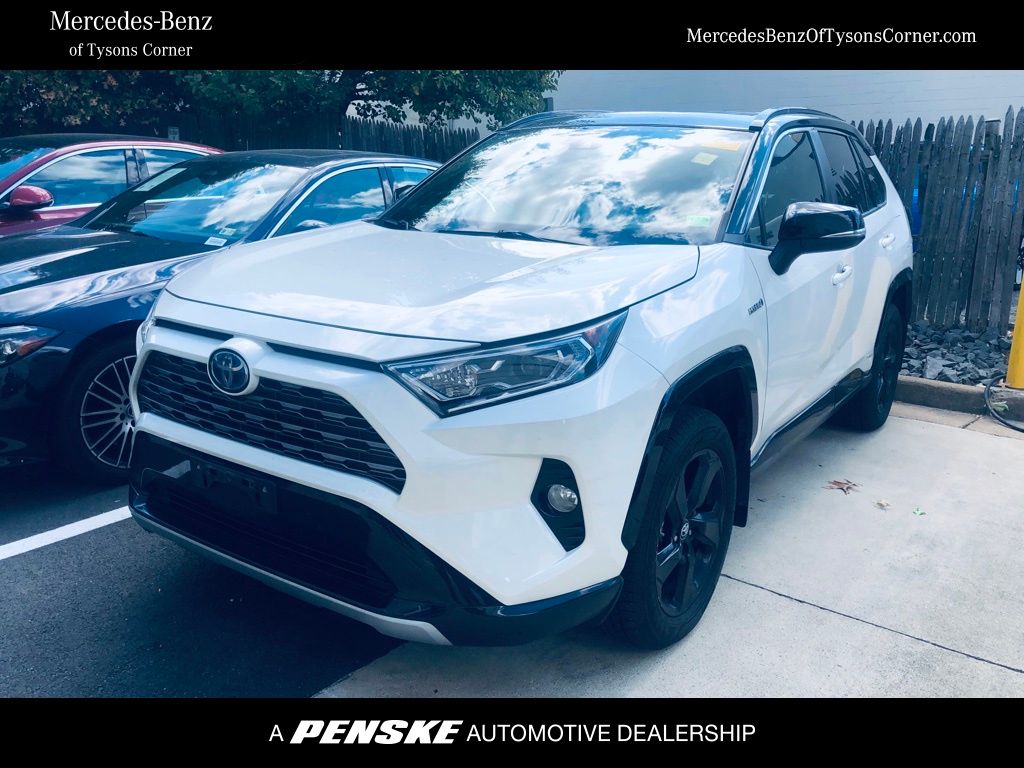 Thumbnail: 2019 Toyota RAV4 - 1