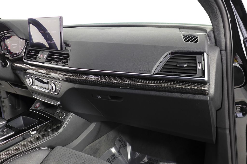 Thumbnail: 2022 Audi SQ5 - 14