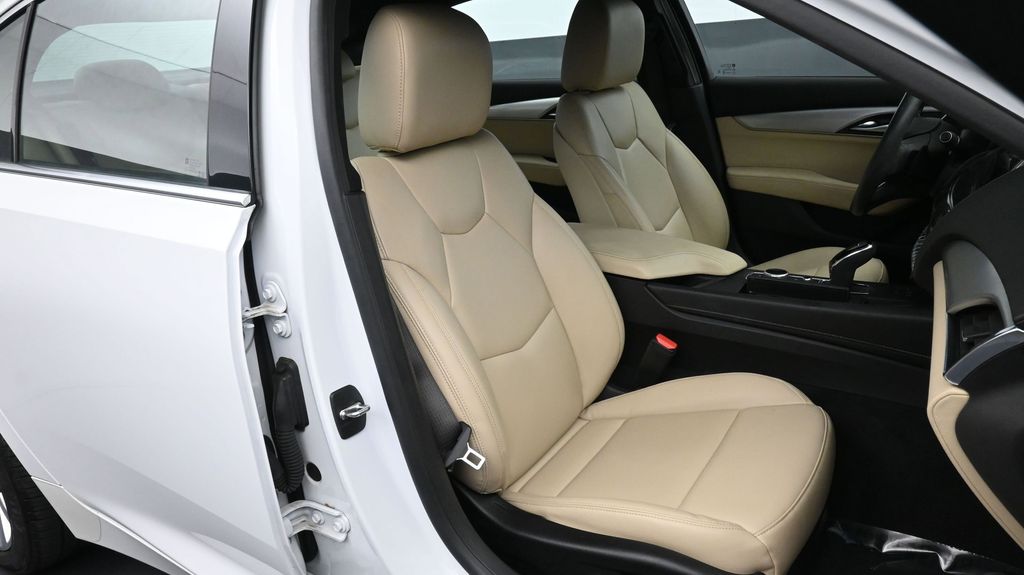 Used 2024 White Cadillac Luxury image 18