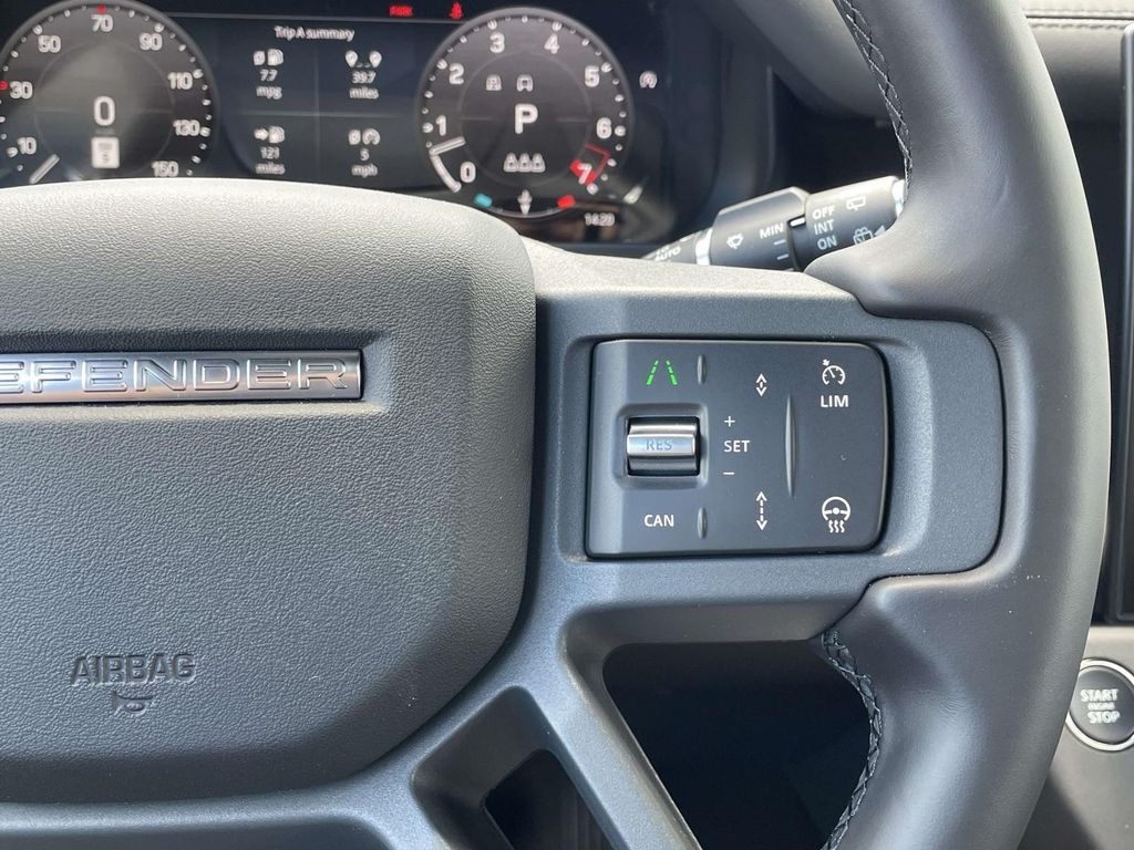 New 2026 Red Land Rover X-Dynamic SE image 36