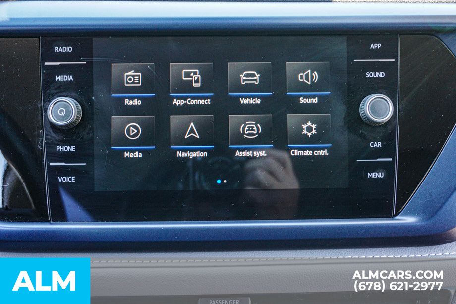 2024 Volkswagen Taos SE - Photo 34