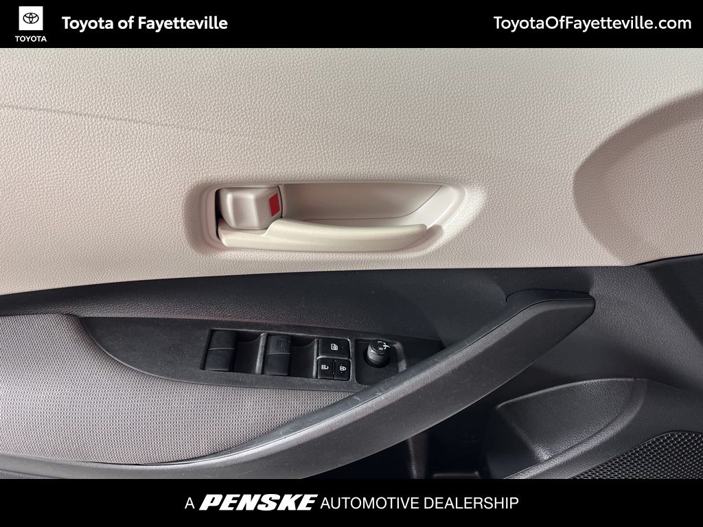 Thumbnail: 2022 Toyota Corolla - 23