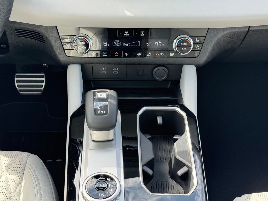 New 2025 Mitsubishi Outlander SUV