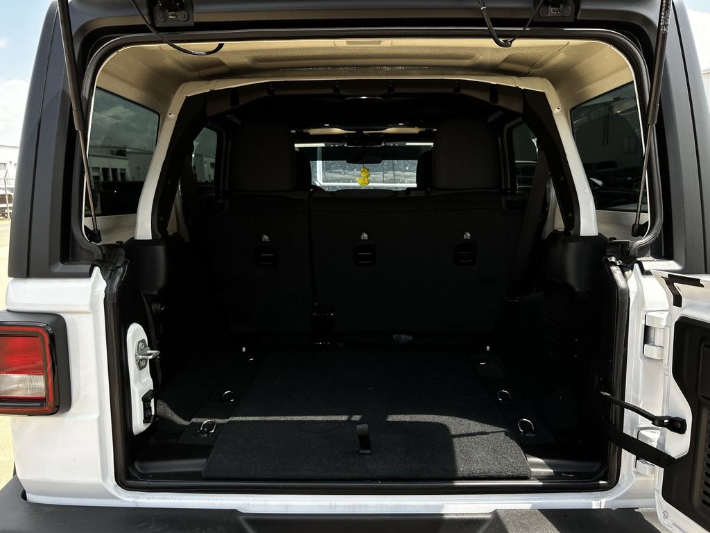 car-gallery-32
