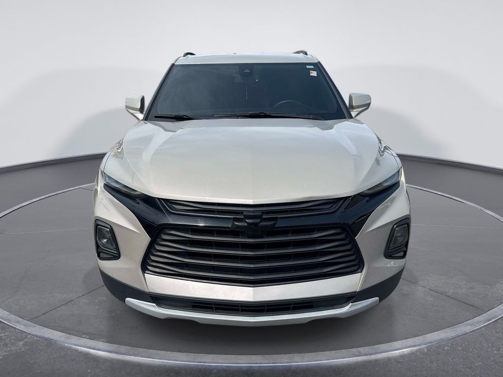 Used 2021 Gray Chevrolet LT image 2