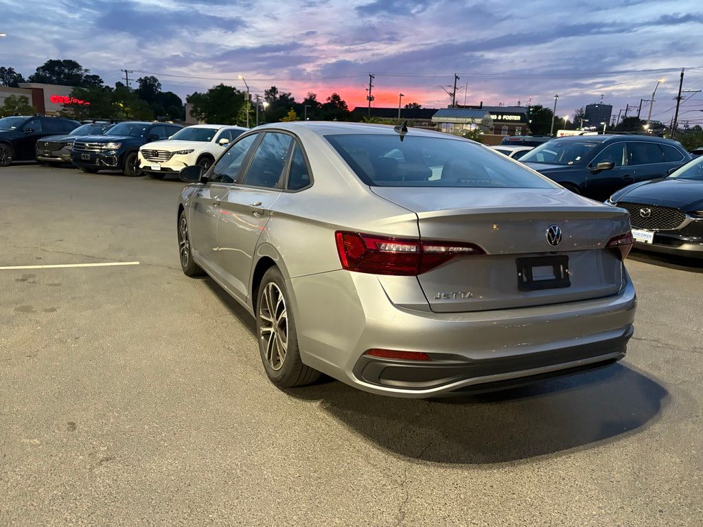 2024 Volkswagen Jetta 1.5T Sport photo