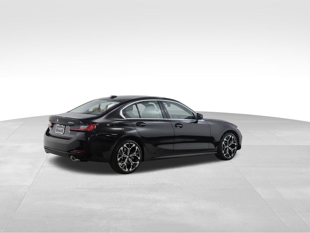 2025 BMW 3 Series 330i xDrive 5