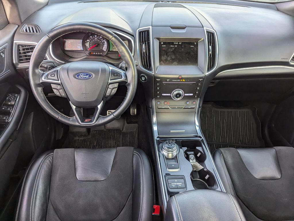 2019 Ford Edge ST 31