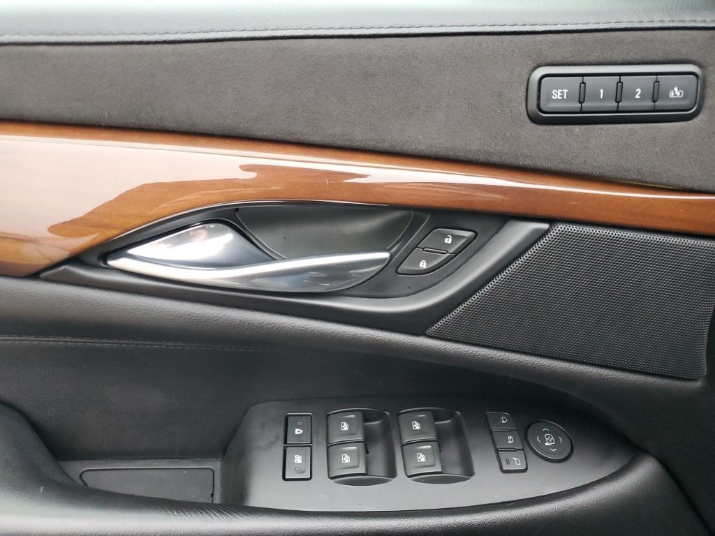 Used Car 2018 Cadillac Escalade  Luxury For Sale Under $30,000 In Austin, Texas