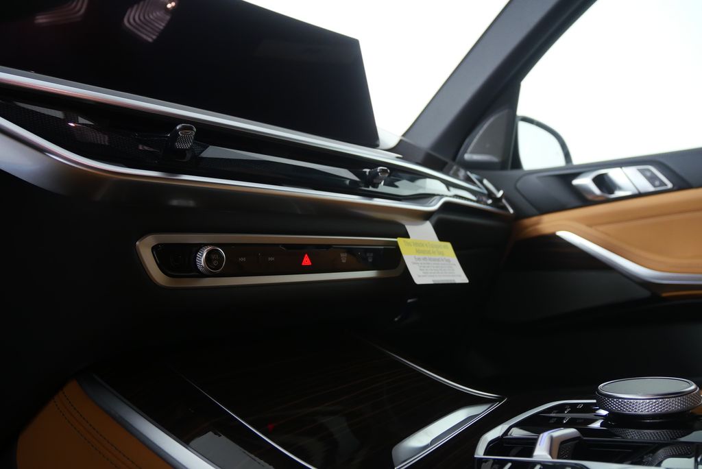 Thumbnail: 2026 BMW X5 - 19