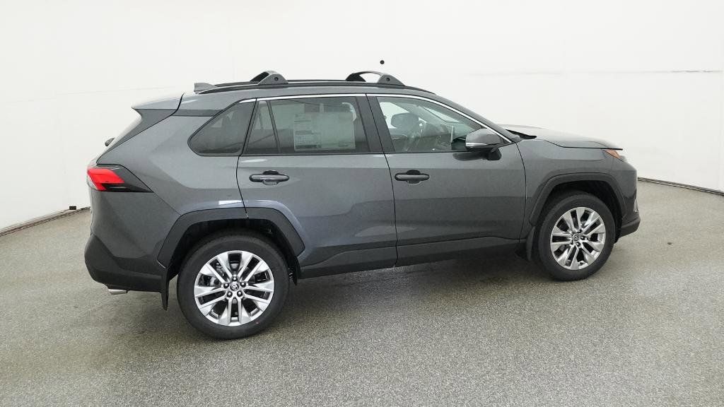 Thumbnail: 2025 Toyota RAV4 - 25